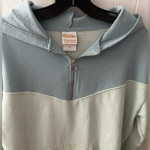 EUC SAILOR MOON HOT TOPIC Blue Graphic Hoodie W/Front Pockets Long Sleeve Silver - Picture 6 of 16